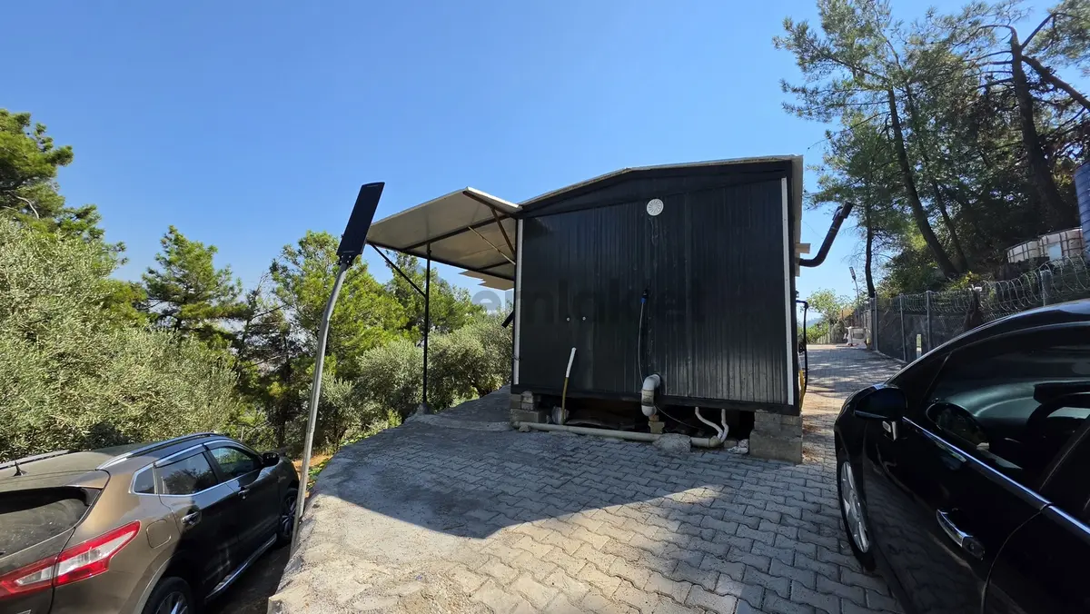 Kemalpaşa Yukarıkızılca Satılık 1.350 M2 Bahçe + Ev | Tek Tapu - 25
