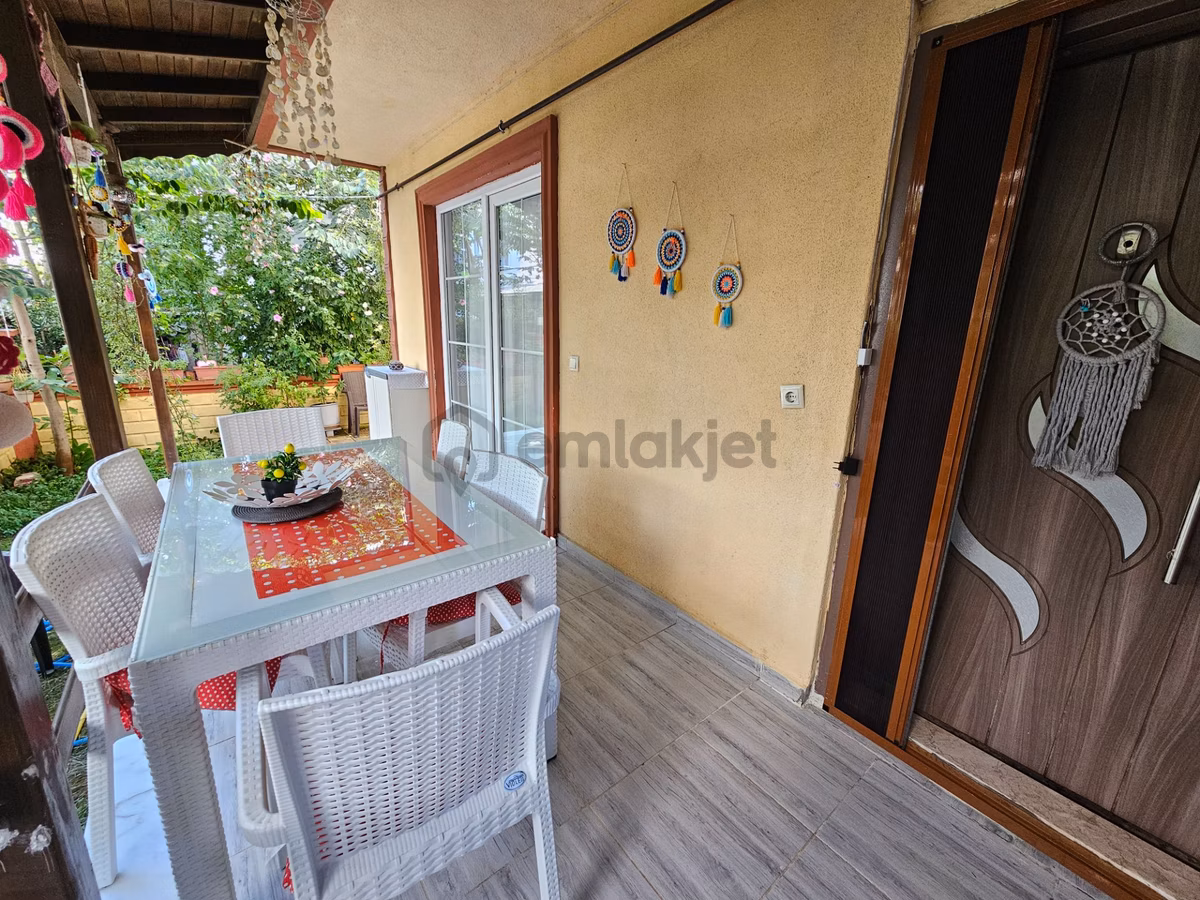 Deniz'den 3+1 Merkezi Konumda,ebeveyn Banyolu,denize Yakın Villa - 4