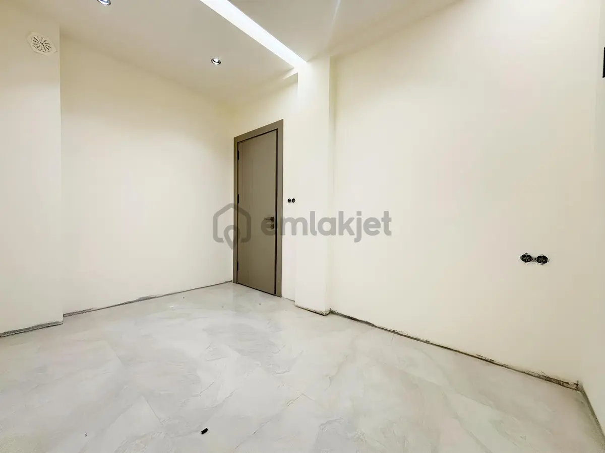 Demirler'den Karahasanlı'da Hastane Yakını 1+1 Satılık Apart - 4
