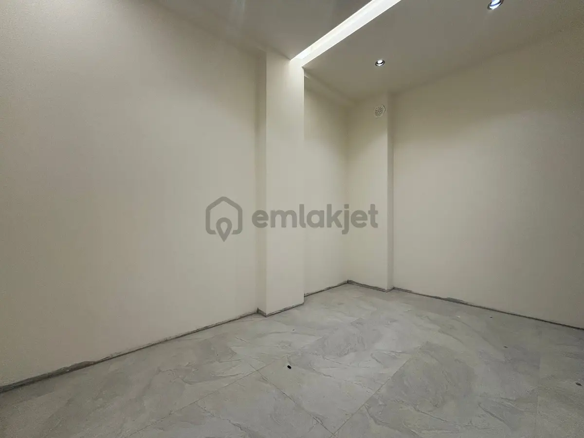 Demirler'den Karahasanlı'da Hastane Yakını 1+1 Satılık Apart - 16