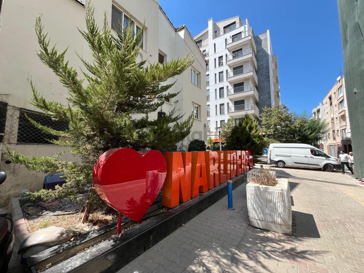 Narlıdere’nin Kalbinde, Merkezi Konumda 2+1 Çift Balkonlu Daire - 34