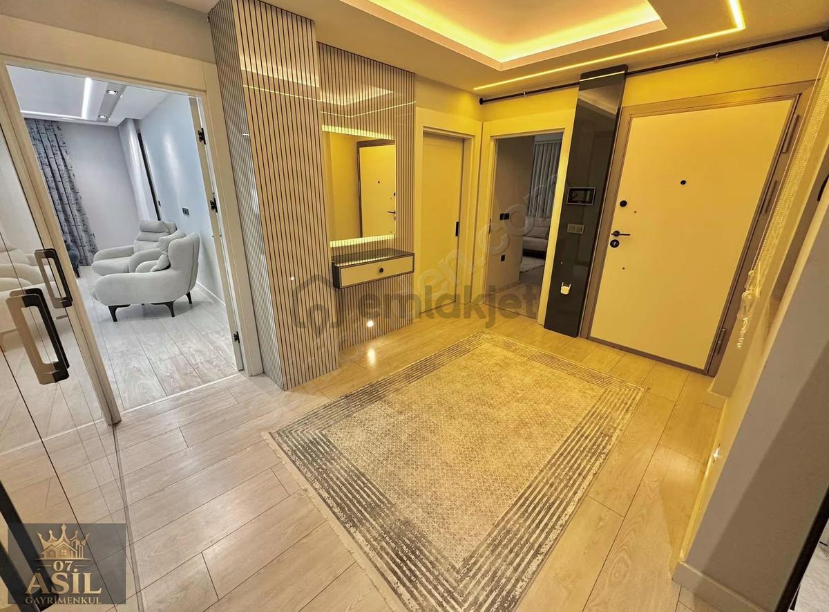 Saray Gibi Ultra Geniş Mükemmel 3+1 Daire - 29