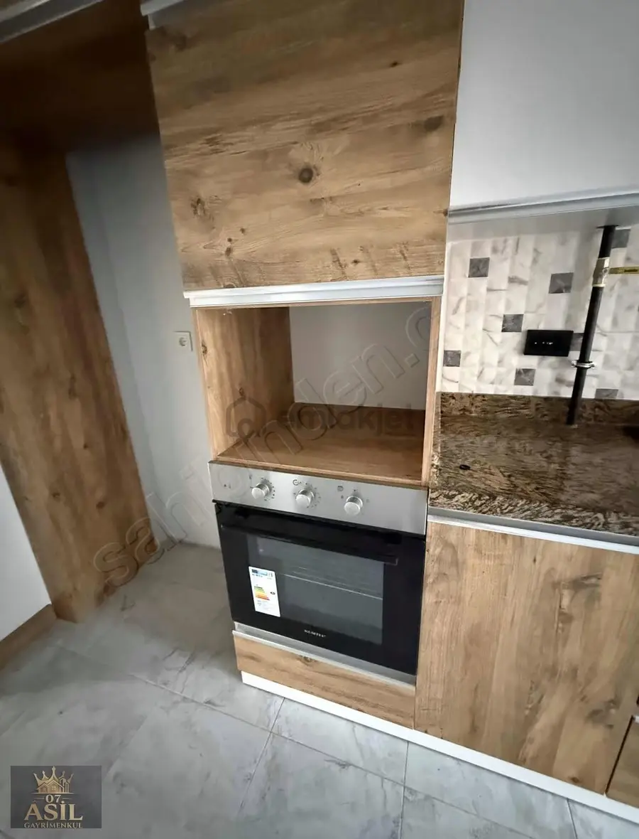 Hüsnükarakaş Ebeveyn Banyolu 110 M2 Cam Balkonlu Doğalgaz Tüpte - 7