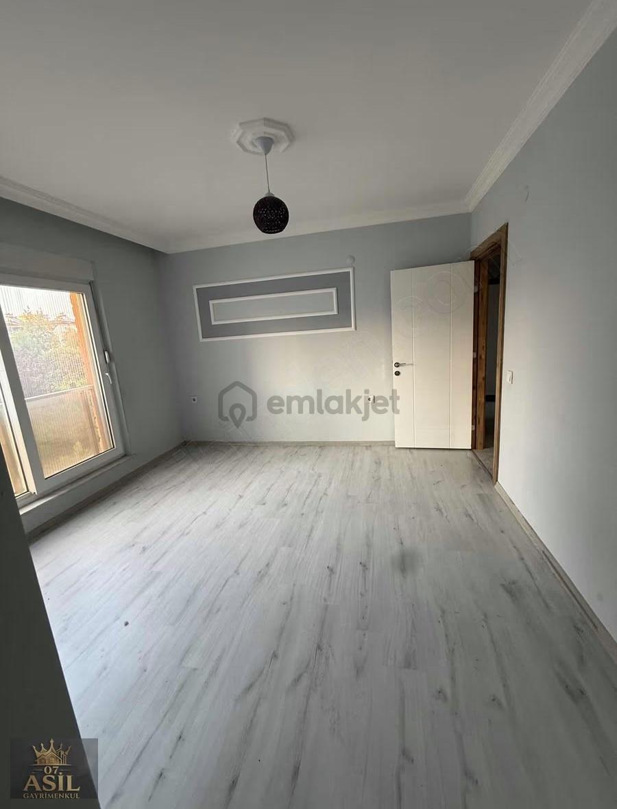 Hüsnükarakaş Ebeveyn Banyolu 110 M2 Cam Balkonlu Doğalgaz Tüpte - 6
