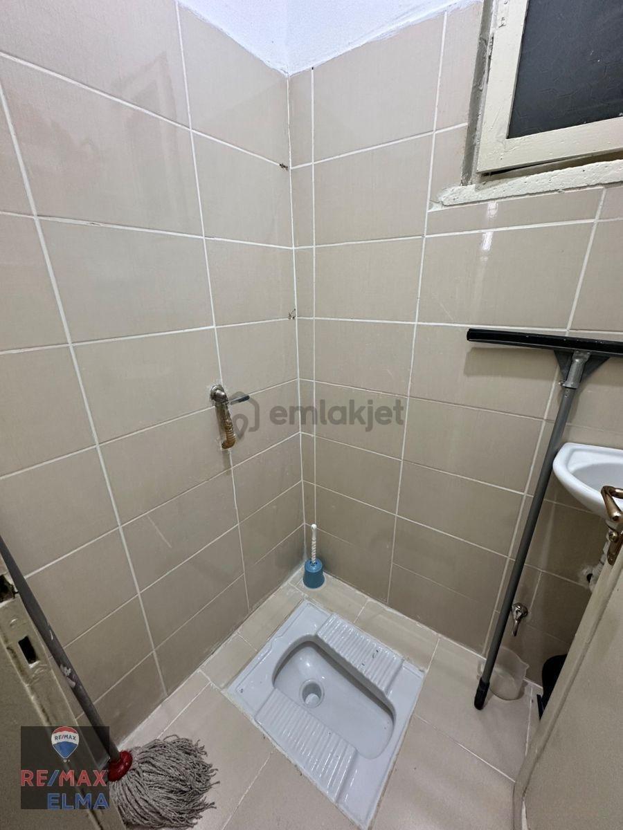Yaprak Sokakta Mobılyalı 3+1 Kıralık - 18