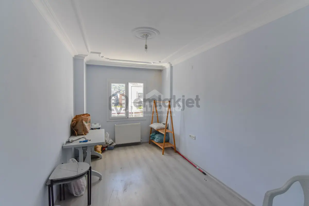Davutlar Merkezde Satılık 4+1 Çatı Dubleks Daire - 14