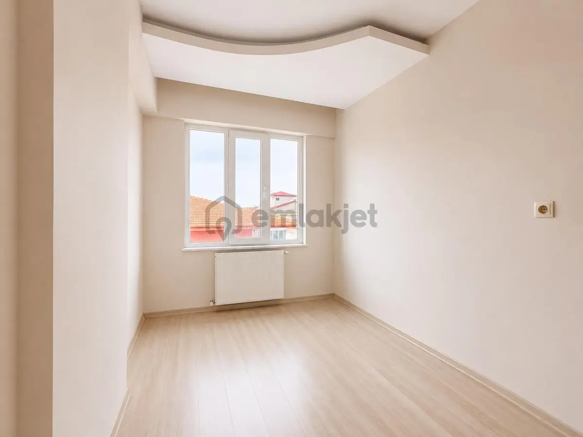 Hacı Abdi'de Kiralık Ara Kat 3+1 Daire - 2