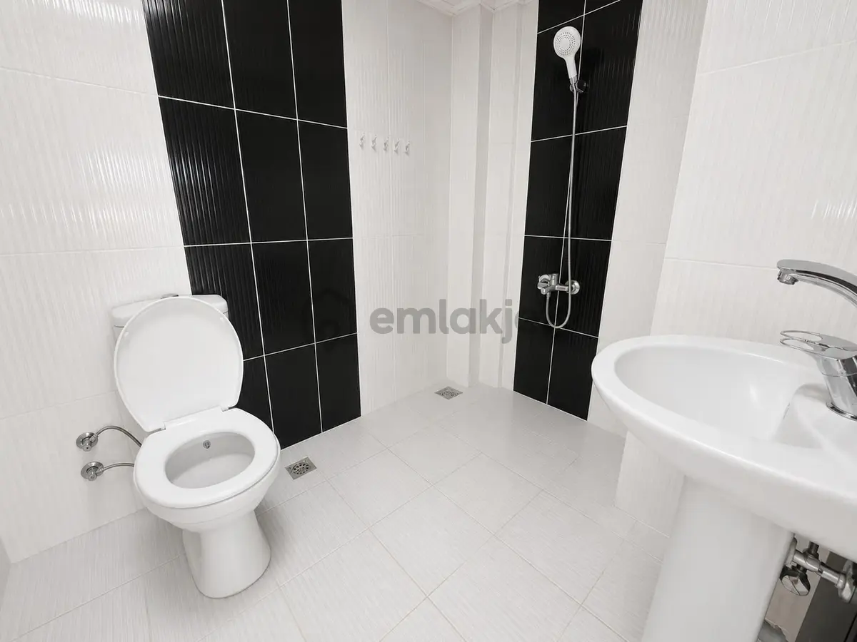 Hacı Abdi'de Kiralık Ara Kat 3+1 Daire - 11