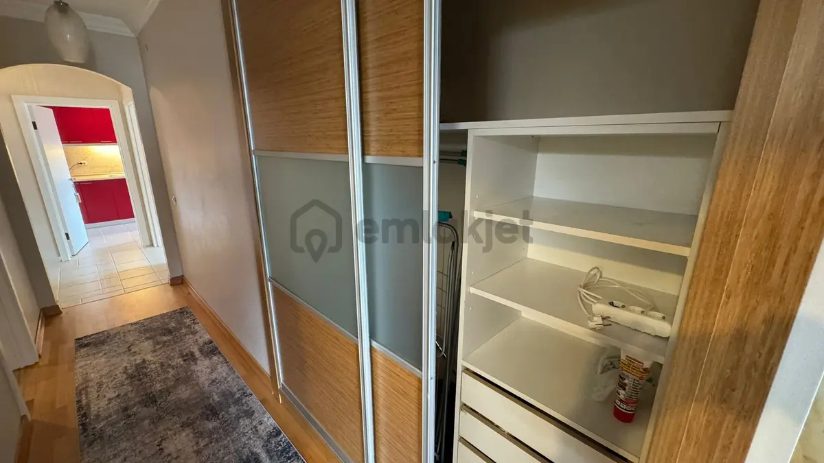Zümrüt Sitesinde Full Eşyalı 3+1 Kiralık Daire - 9