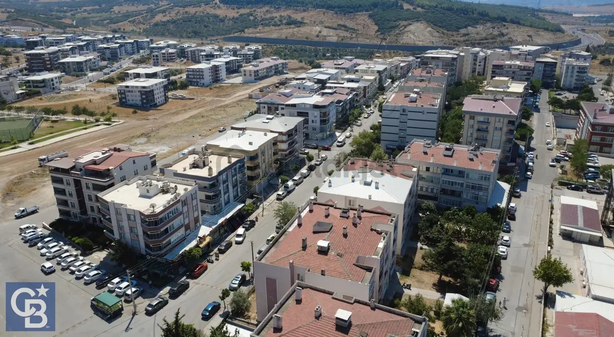 İşlek Cadde Üzerinde 110 M² Satılık Dükkan - 20