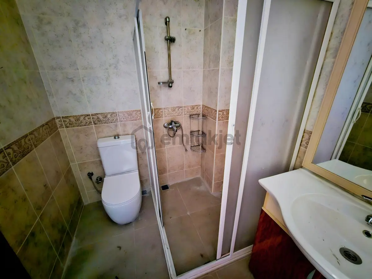 Girne Mahallesinde Kiralık 3+1 Doğalgazlı Daire - 23