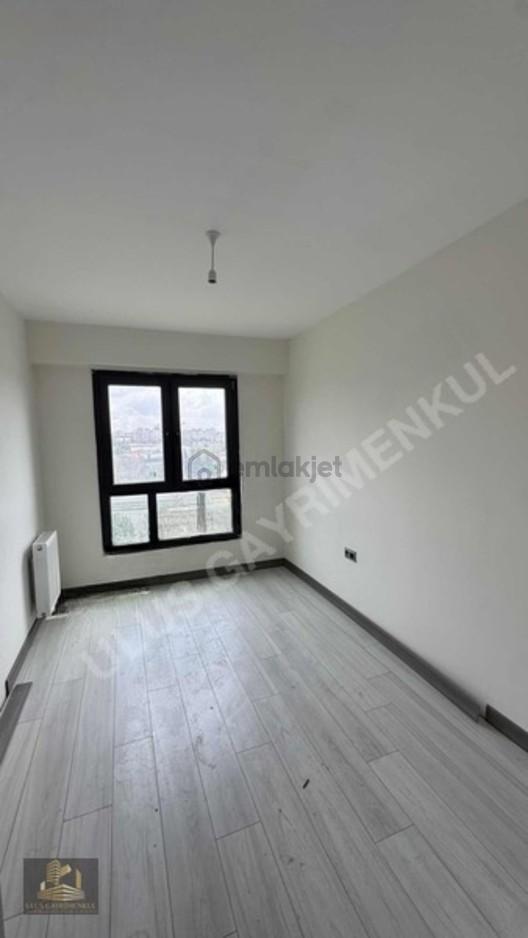 Ulus'tan 3.etap 2+1 82m2 5.kat Millet Bahçesi Cephe Kiralık - 9