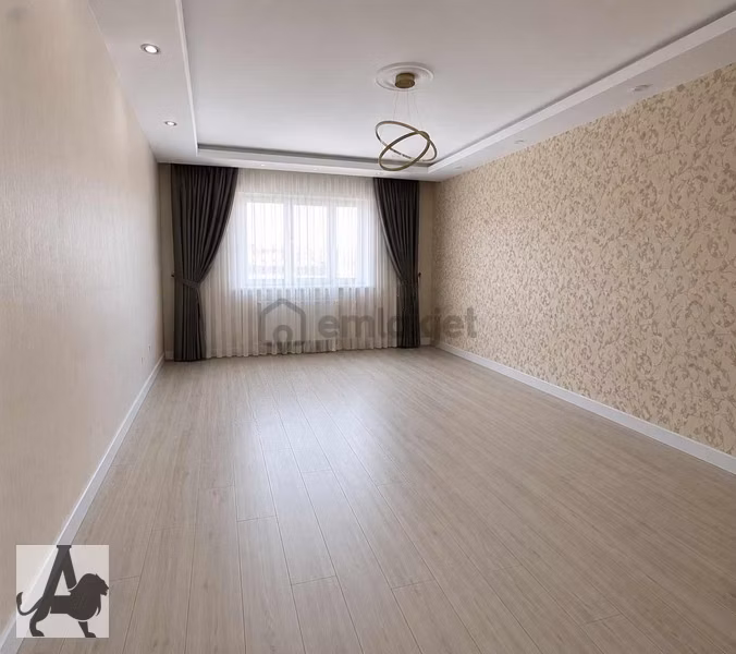 Güzelyaka'da Lüks, Ankara Manzaralı Sitede 4+1 Satılık Daire ! - 18
