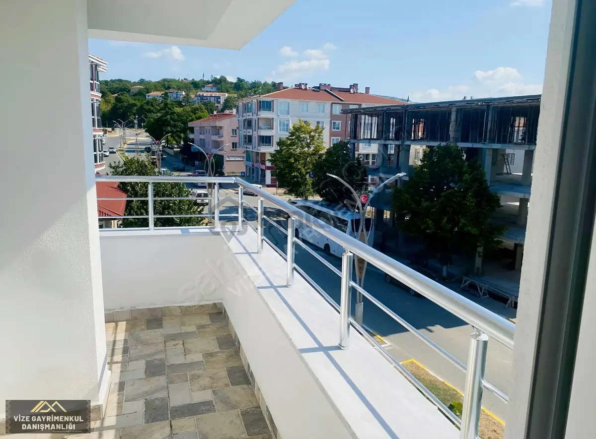 Devlet Mahallesinde Ana Cadde Üzerinde 2+1 Kiralık Daire - 8