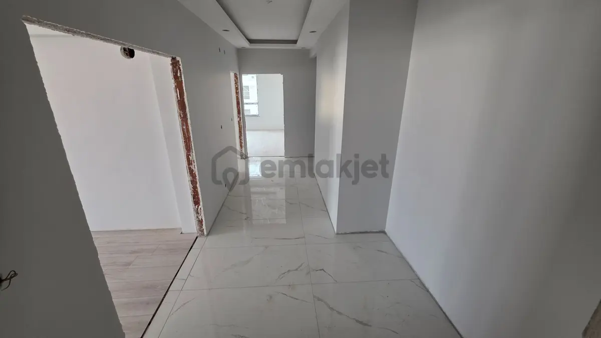 Sivas Şeyh Şamil'de Geniş Balkonlu Satılık 3+1 Daire - 4