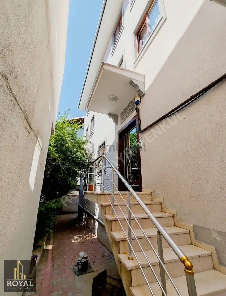 *ademyavuz Mahellesinde* Cadde Üzeri - 2+1 - 75 M2 Satılık Daire - 12