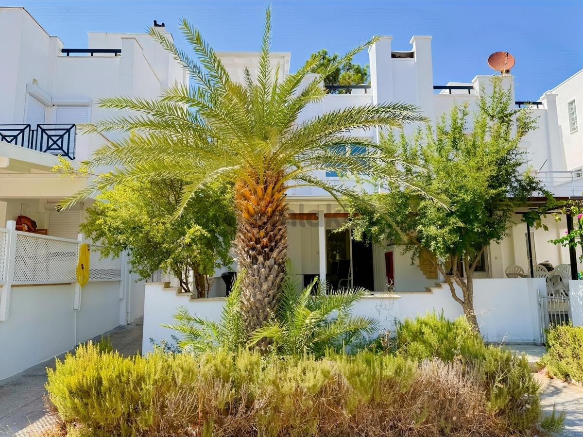 Datça Merkez | Havuzlu Dadya Sitesinde, Yenilenmiş 3+1 Villa - 25