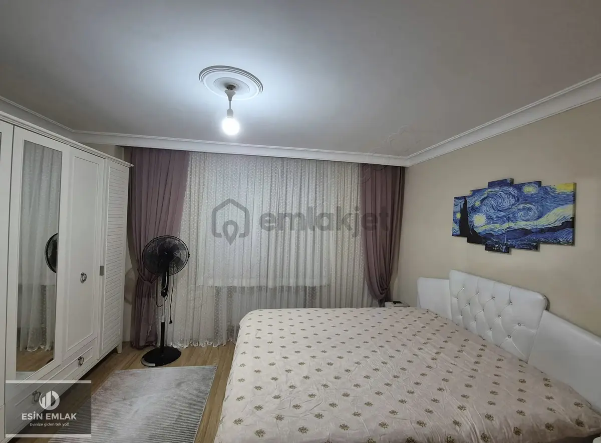 Soğanlık Orta Mah'de E-5e Yakın Geniş 3+1 Daire - 4