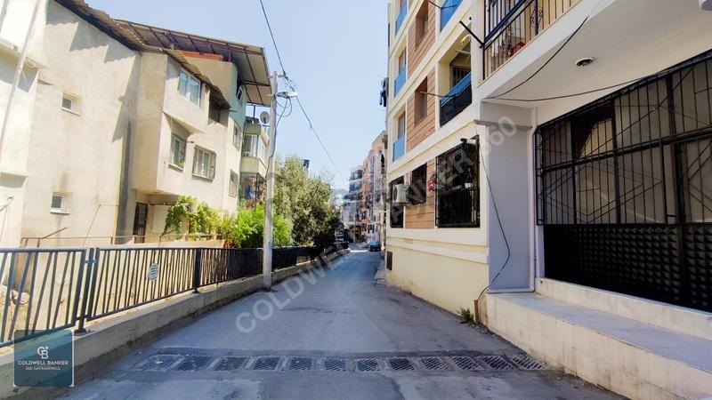 Karabağlar Bozyaka Mah. Kiralık 2+1 Daire - 4