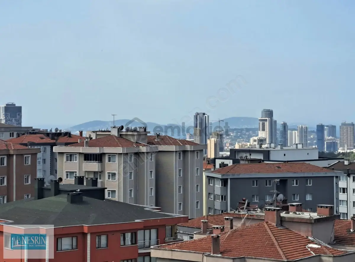 Nesrin Emlak'tan Cadde Üzerinde Adalar Manzaralı Daire 3+1 - 20