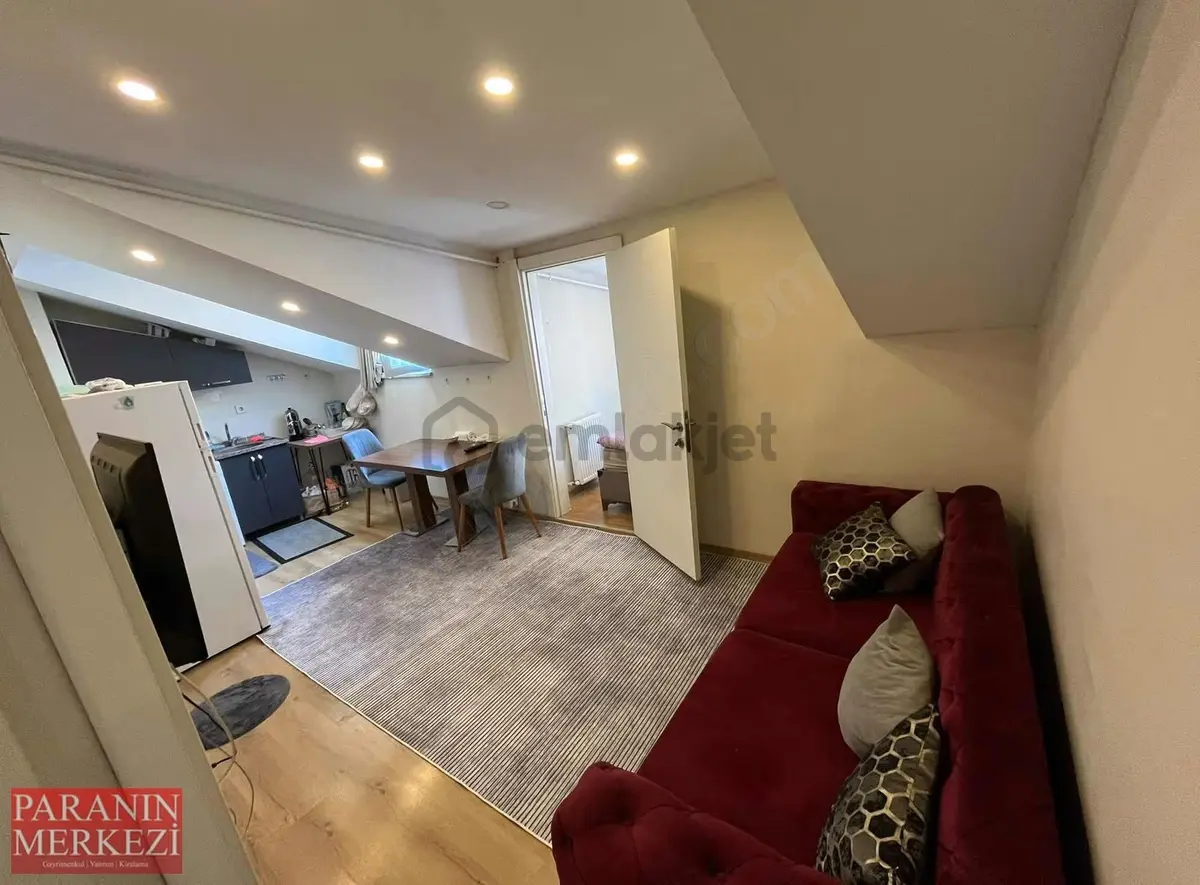 Para'dan Çağlayan Metro 8 Dk 2+1 Eşyalı Ferah Daire