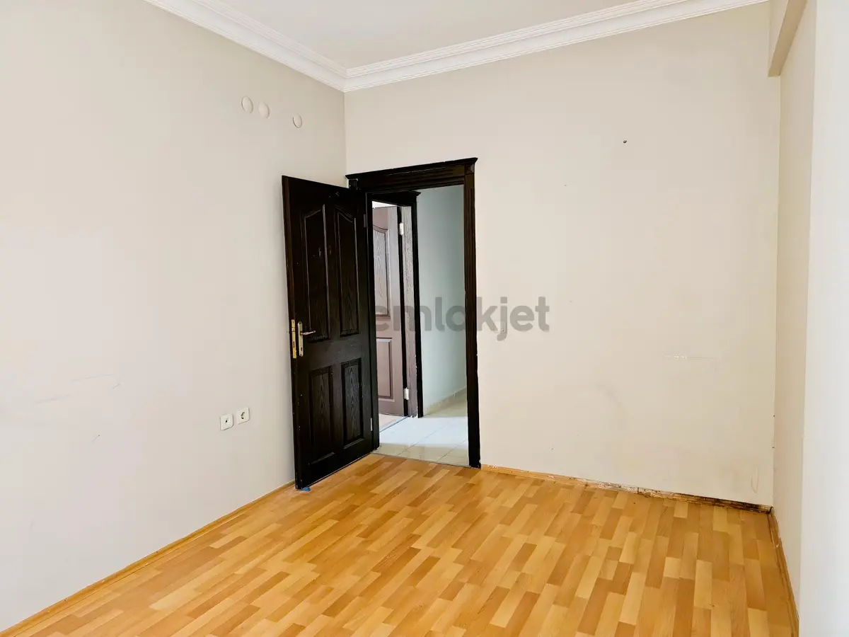 Dutlubahçe Mah.kiralık 3+1 Geniş Daire - 2