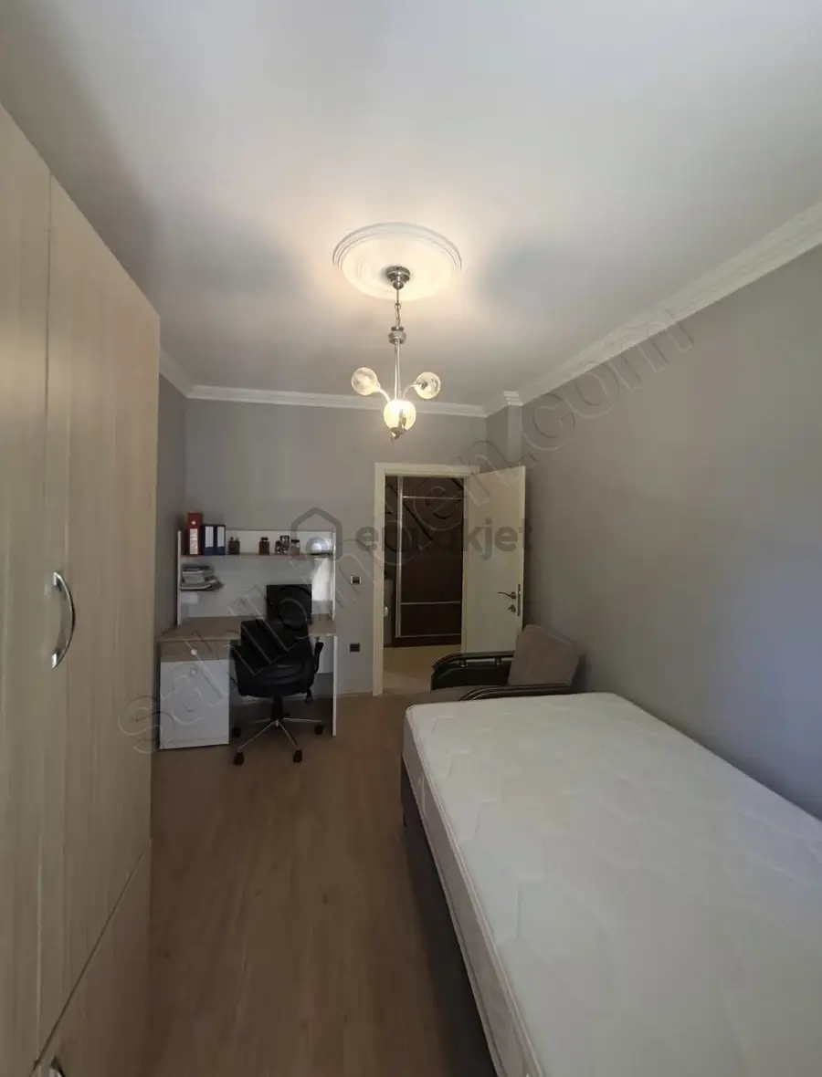 3+1 Çok Geniş Ayrı Mutfak Daire - 25
