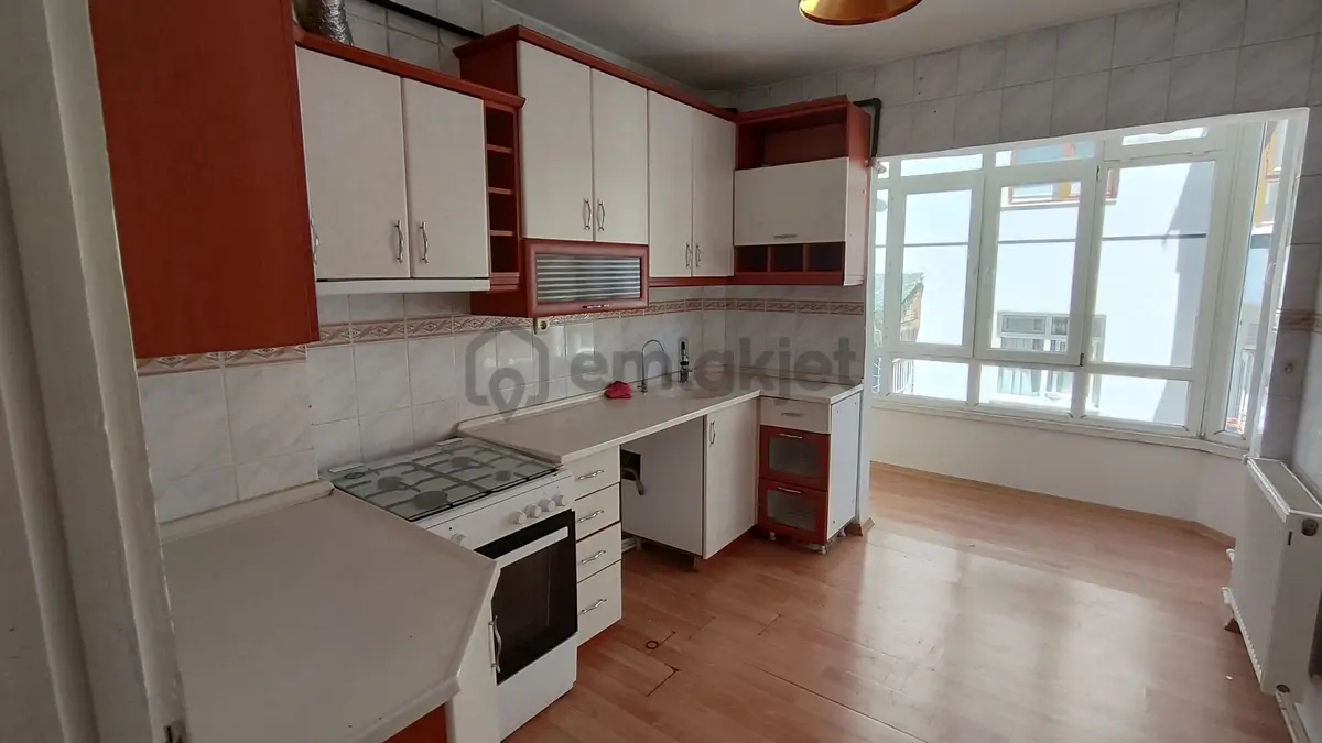 Refik Saydam Caddesi'nde Satılık 3+1 Daire - 19
