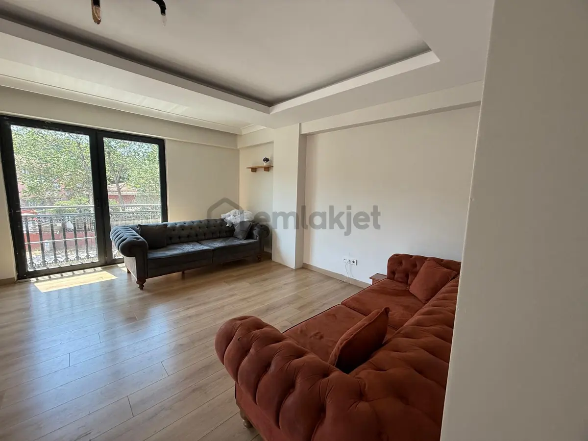 İçerenköy'de Genç Binada 2+1 Bakımlı Kiralık Daire - 14