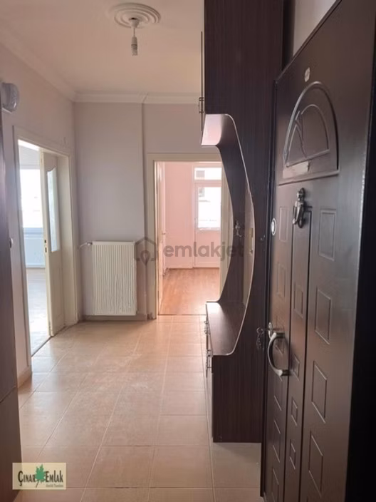 Çınar Emlak'tan Kafeler Caddesinde Kiralık Daire - 2