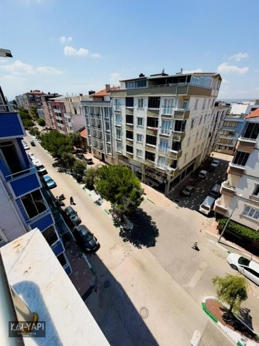 Ka-yapı'dan Cadde Üstü Karanlık Odasız 3+1 Dubleks - 6