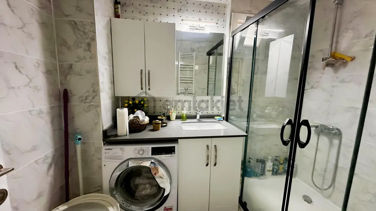 Camikebir'de Geniş 1+1 Kiralık Daire - 11