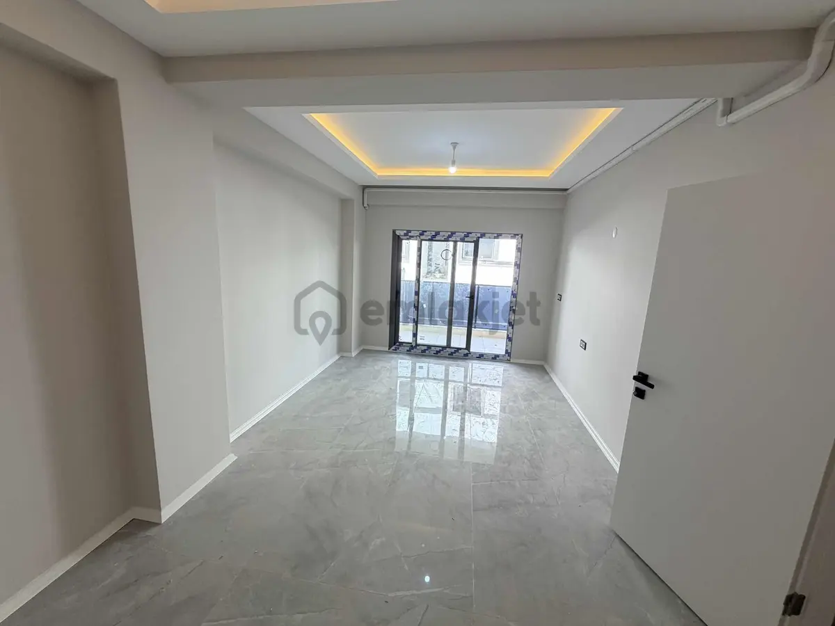 Merkez Gayrimenkulden Satılık 2+1 - 9