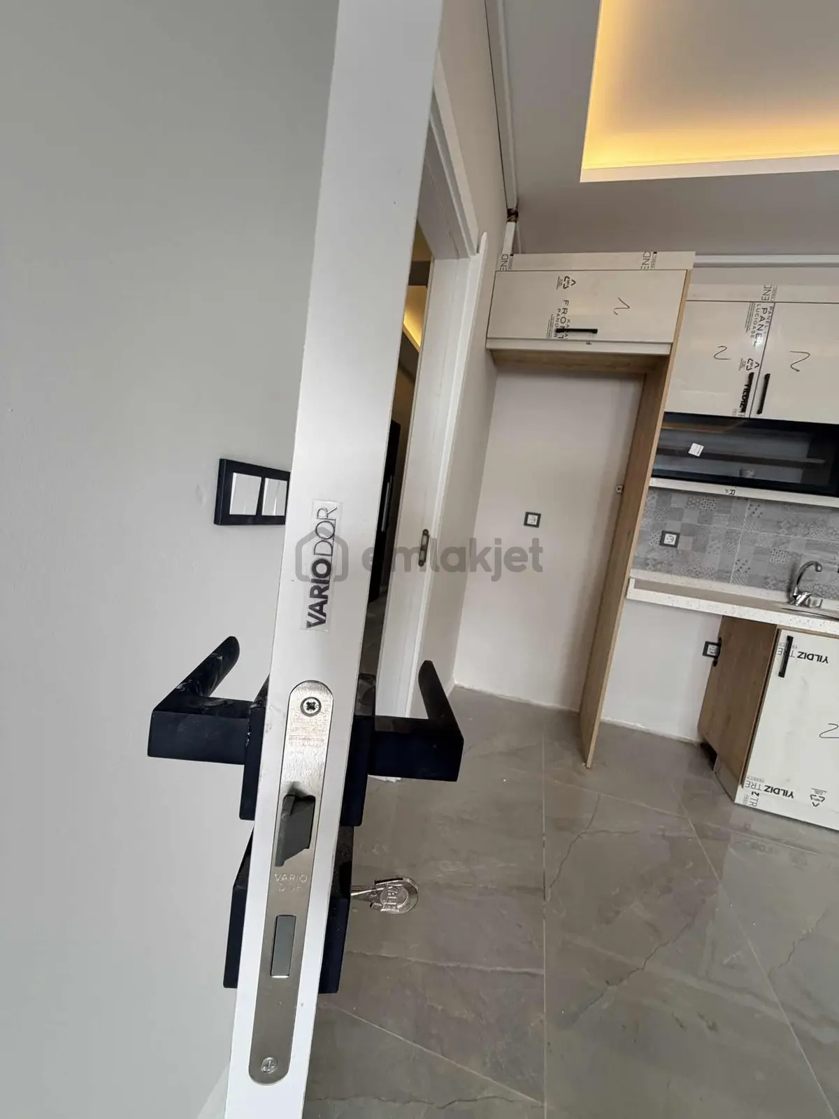 Merkez Gayrimenkulden Satılık 2+1 - 11
