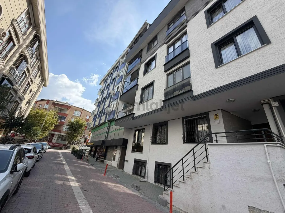 Avcılar İbb Metrobüse Durağına Yakın Satılık 2+1 - 4