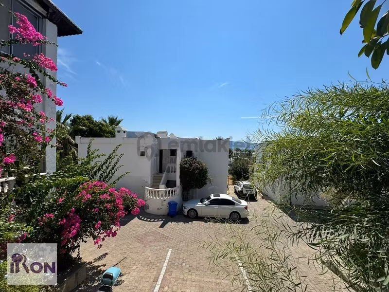 Kiralık 2+1 Kale Ve Deniz Manzaralı Daire - 20