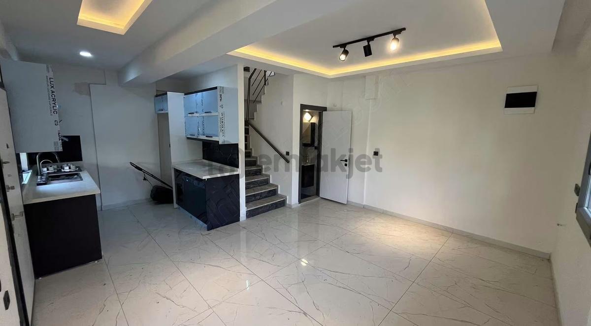 Özderede Köşe Geniş Bahçeli Villa (teklife Açık) - 9