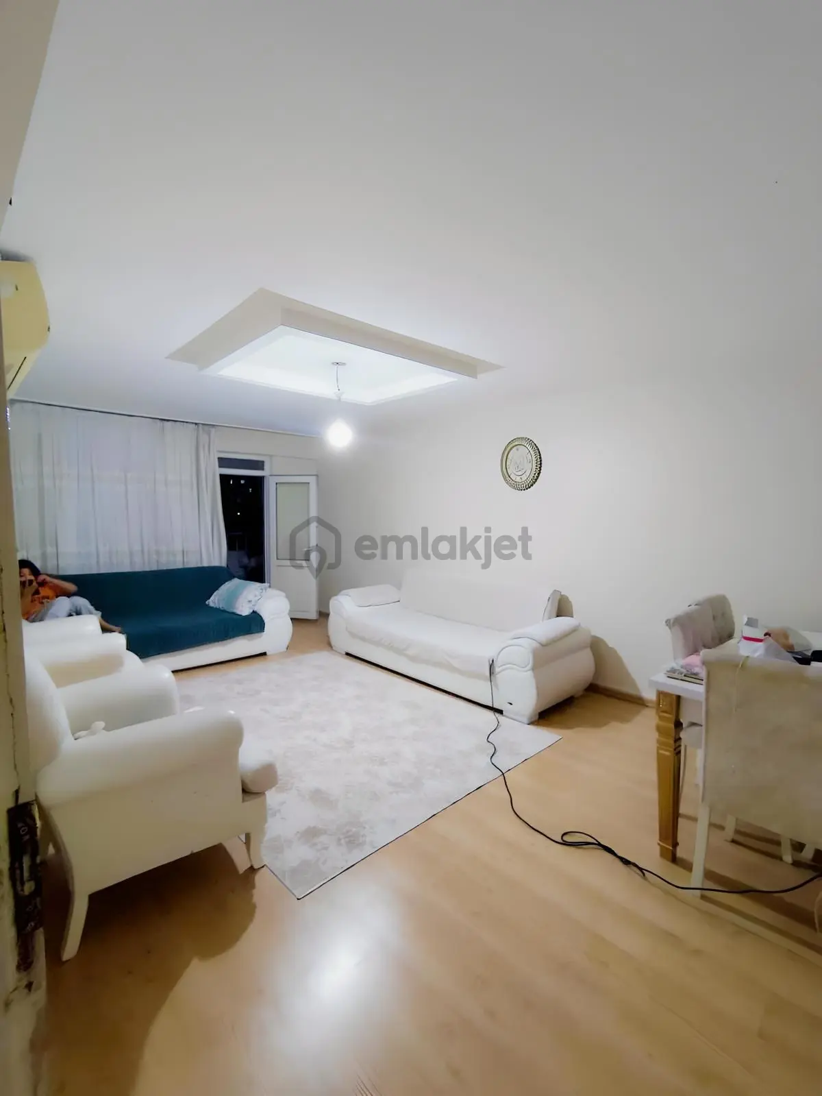 Ceylan Avm Arkasında Satılık 3+1 Bakımlı Daire - 2