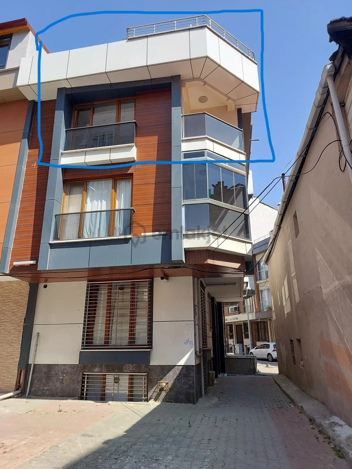 Satılık Dubleks 2+1 Yeşilova Mahallesi Florya Metrobüs Durağına Çok Yakın Konumda