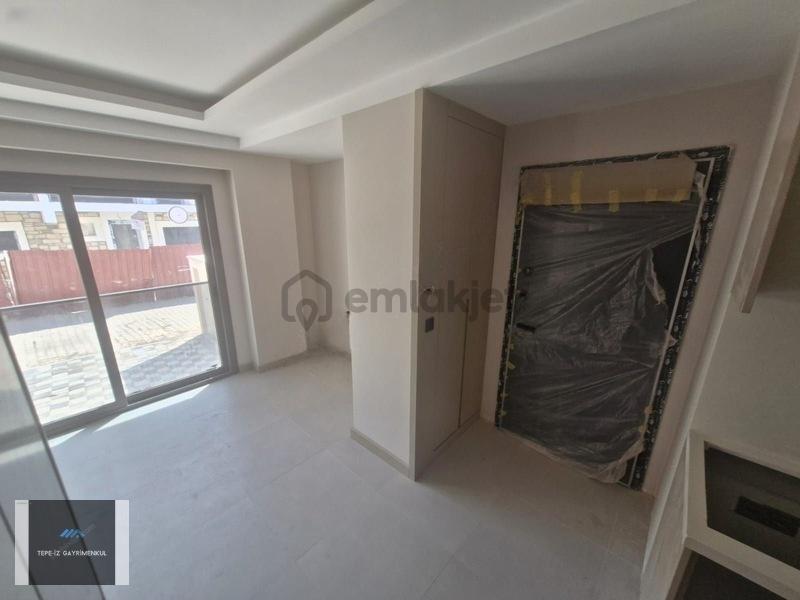 Urla Toptepede Şık Ve Ferah 1+1 Daire - 18