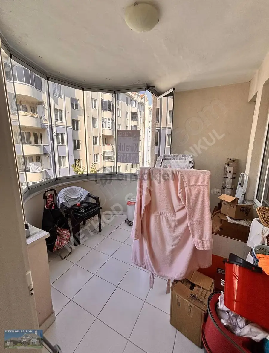 Esenkent Talatpaşa Caddesi Üzeri 3+1 - 3