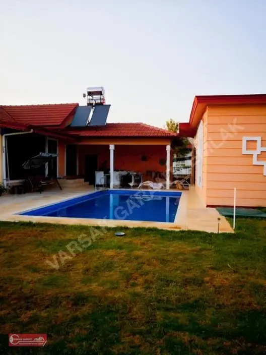 Kepez Camlıca Mh 2000 Mt Tarla İçinde Villa