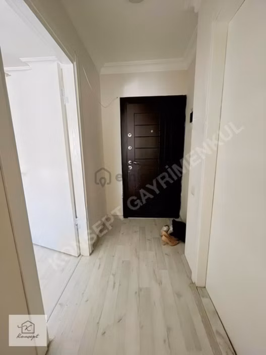 Üçkuyular'a Yürüme Mesafesinde Eşyalı Klimalı 1+1 Daire - 12