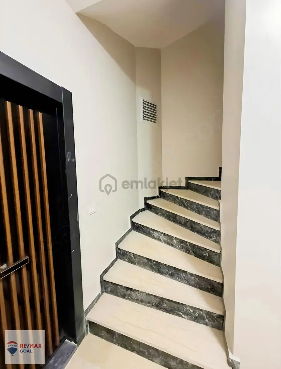 Yeni Binada Hiç Oturulmamış Kiralık 2+1 Daire - 3