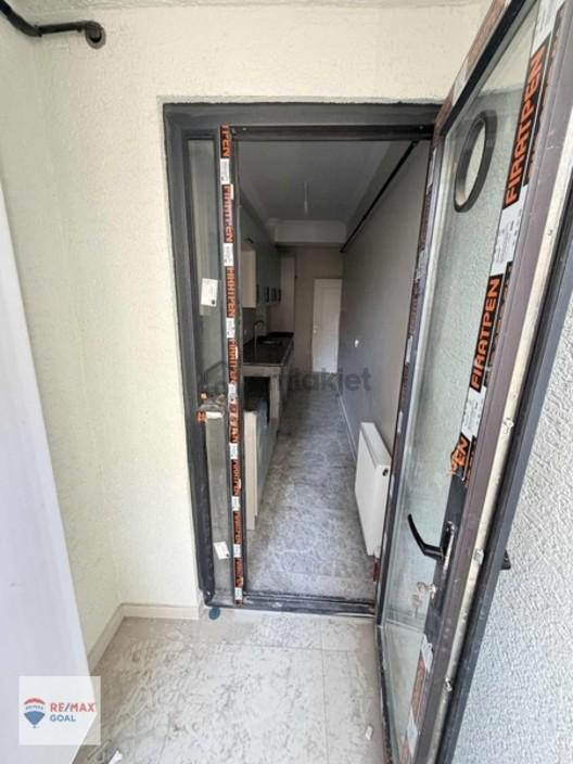 Yeni Binada Hiç Oturulmamış Kiralık 2+1 Daire - 21