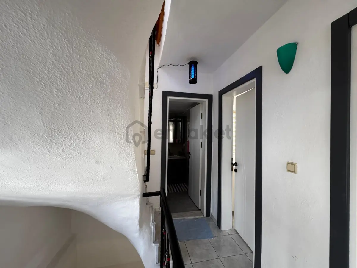 Denize Sadece 450 Metre Mesafede Full Eşyalı 4+1 Satılık Villa! - 21