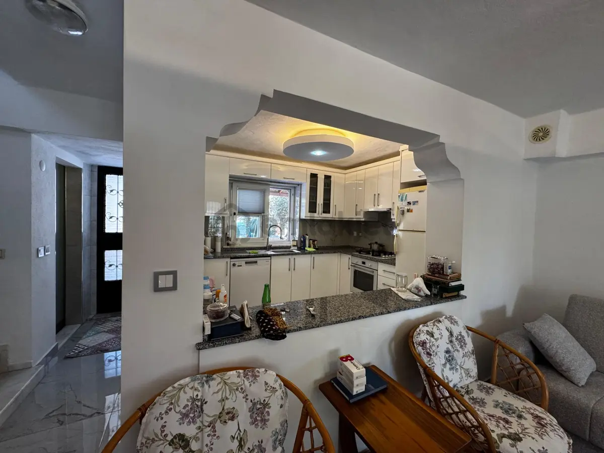 Denize Sadece 450 Metre Mesafede Full Eşyalı 4+1 Satılık Villa! - 15