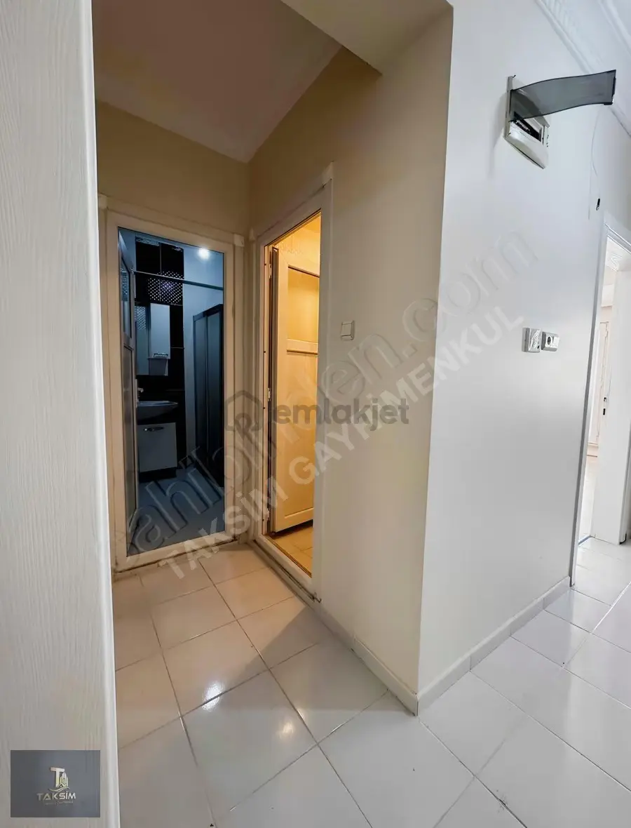 Esenyurt'ta Satılık 2+1 Arakat Daire, 85m² Net - 7