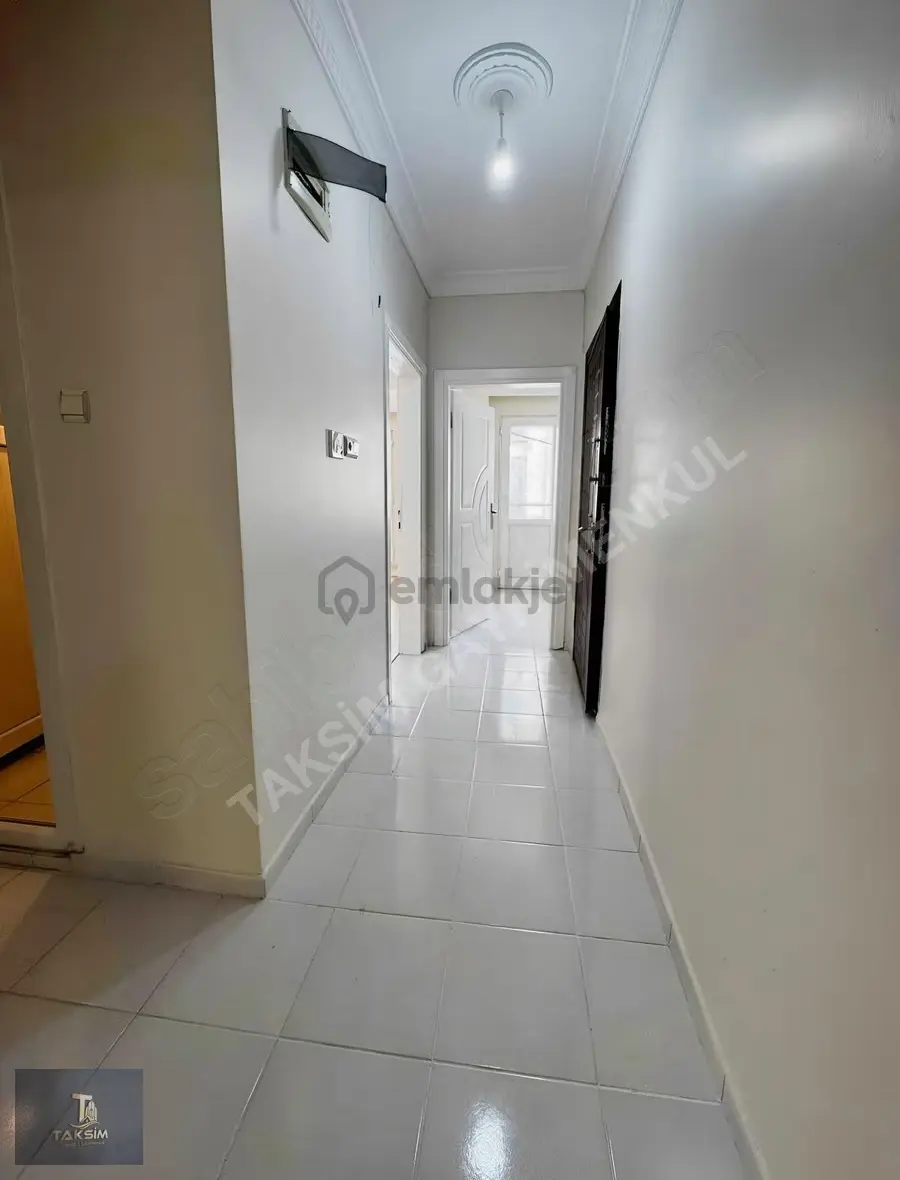 Esenyurt'ta Satılık 2+1 Arakat Daire, 85m² Net - 9
