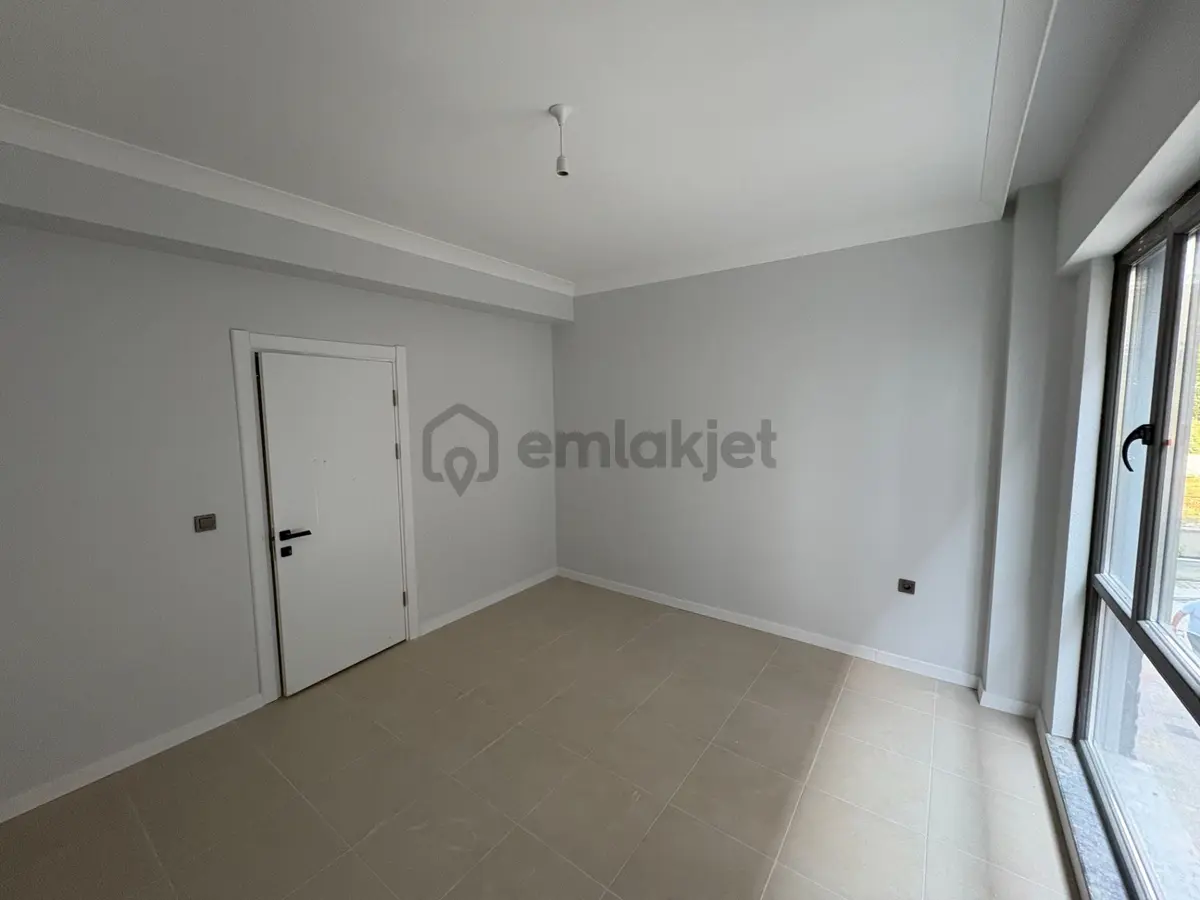 Altın Emlak’tan Kabaoğlu’da Site İçinde 1+1 Kiralık Daire - 9